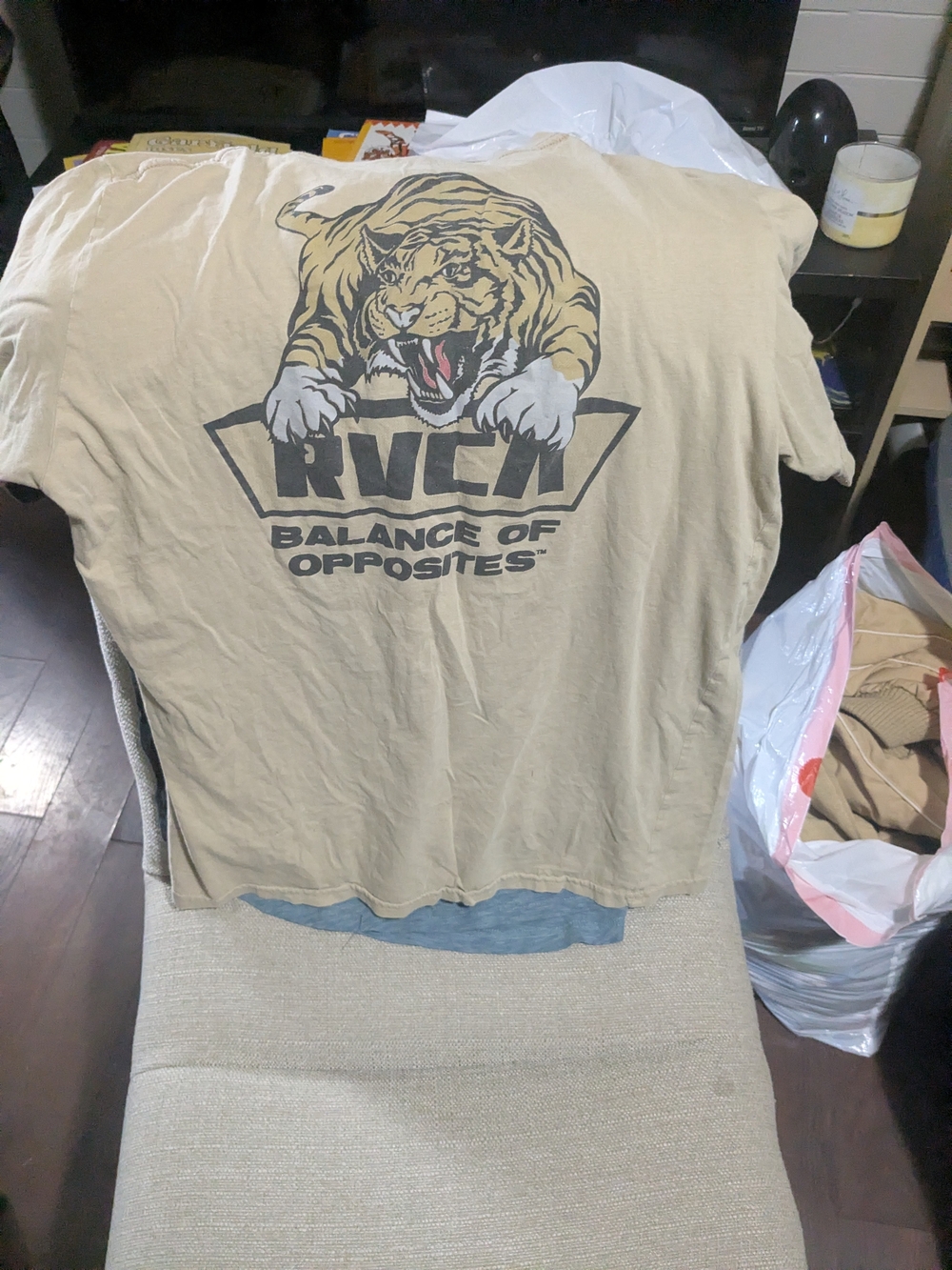 Men's RVCA Tshirt with Tiger Graphic